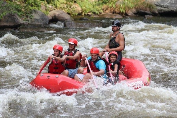 Whitewater rafting in Tennessee 