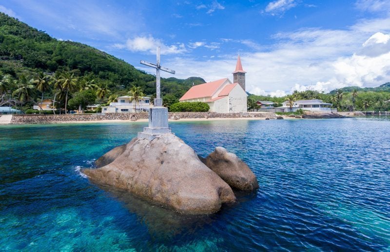 How To Travel The Best Of Seychelles On A Budget 7 A cross at sea, Seychelles