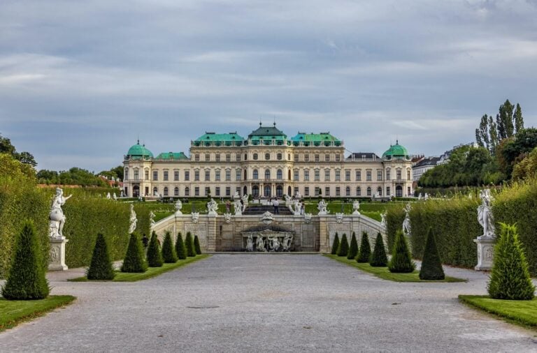 Schonbrunn Palace in Vienna