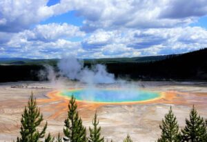 Yellowstone Hot Spring, Wyoming