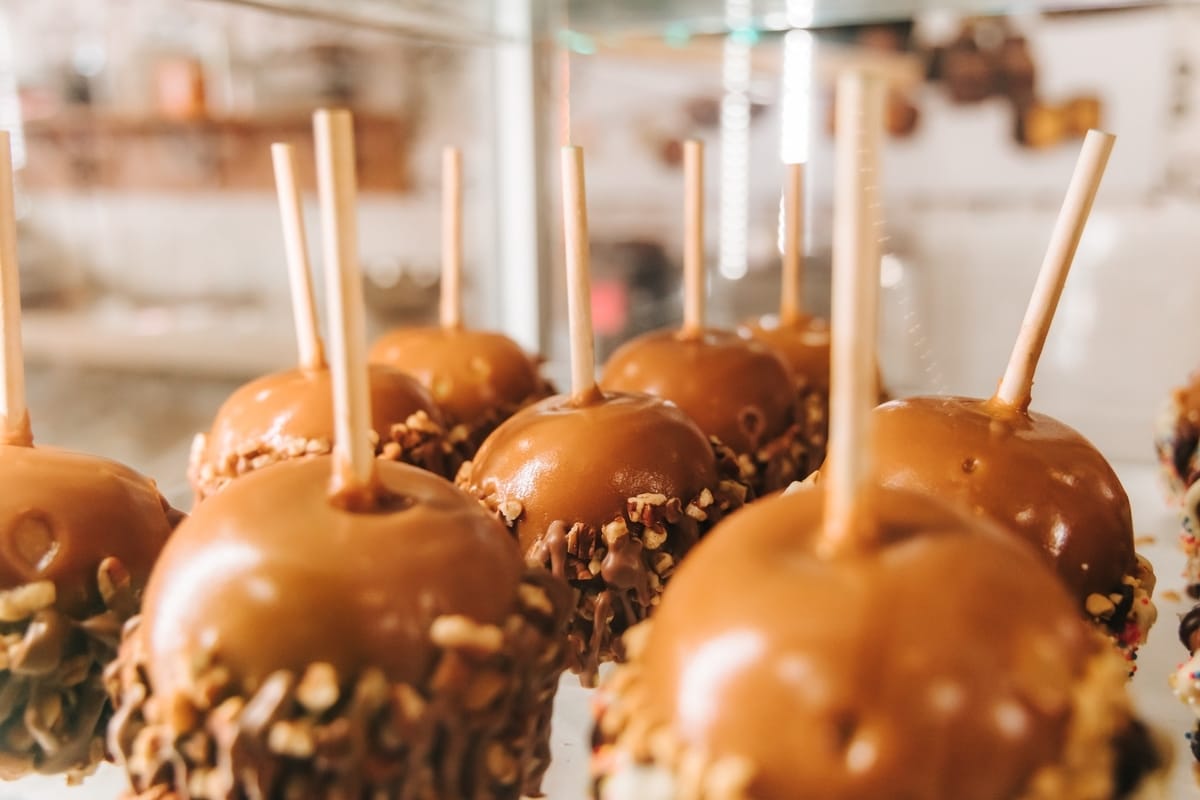 candy apple caramel in Nashville