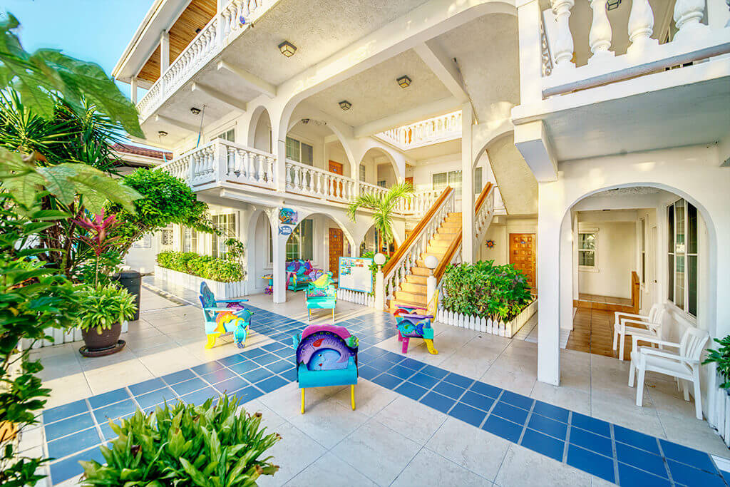 Blue Tang Inn in Belize