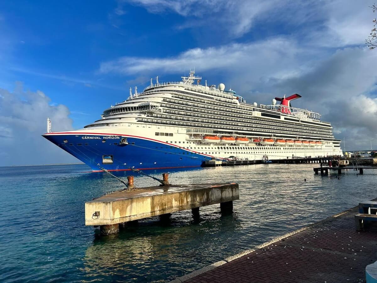 Carnival Horizon