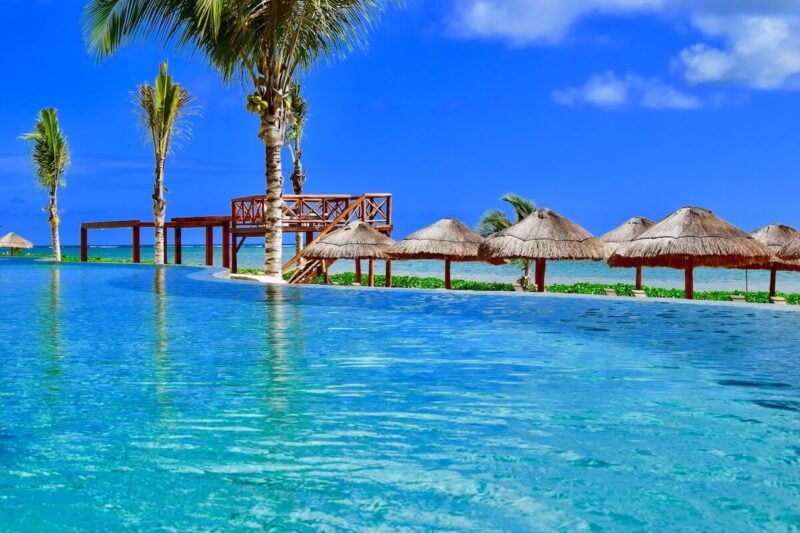 Is Cancun Safe? | Safety Tips & What to Know Before You Go 7 Beautiful Infinity Pool in Cancun