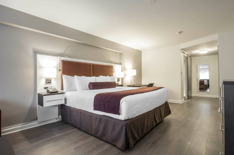 Saint James Hotel in Toronto