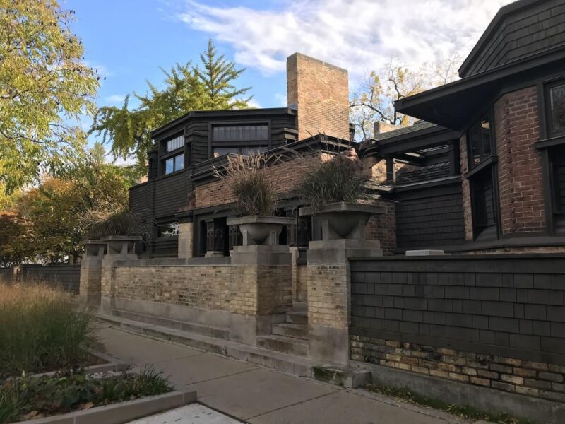 Day Trips from Chicago: Trails, Parks & Landmarks 5 Frank Lloyd Wright Home and Studio in Chicago
