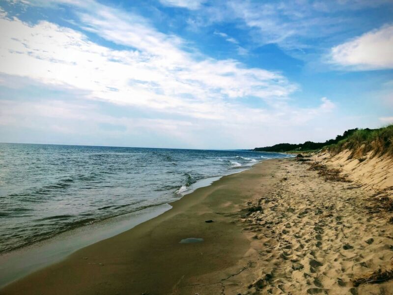 Day Trips from Chicago: Trails, Parks & Landmarks 1 Lake Michigan Shore