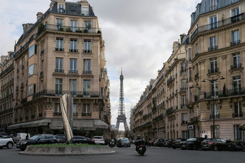 Eiffel Tower view from the Street