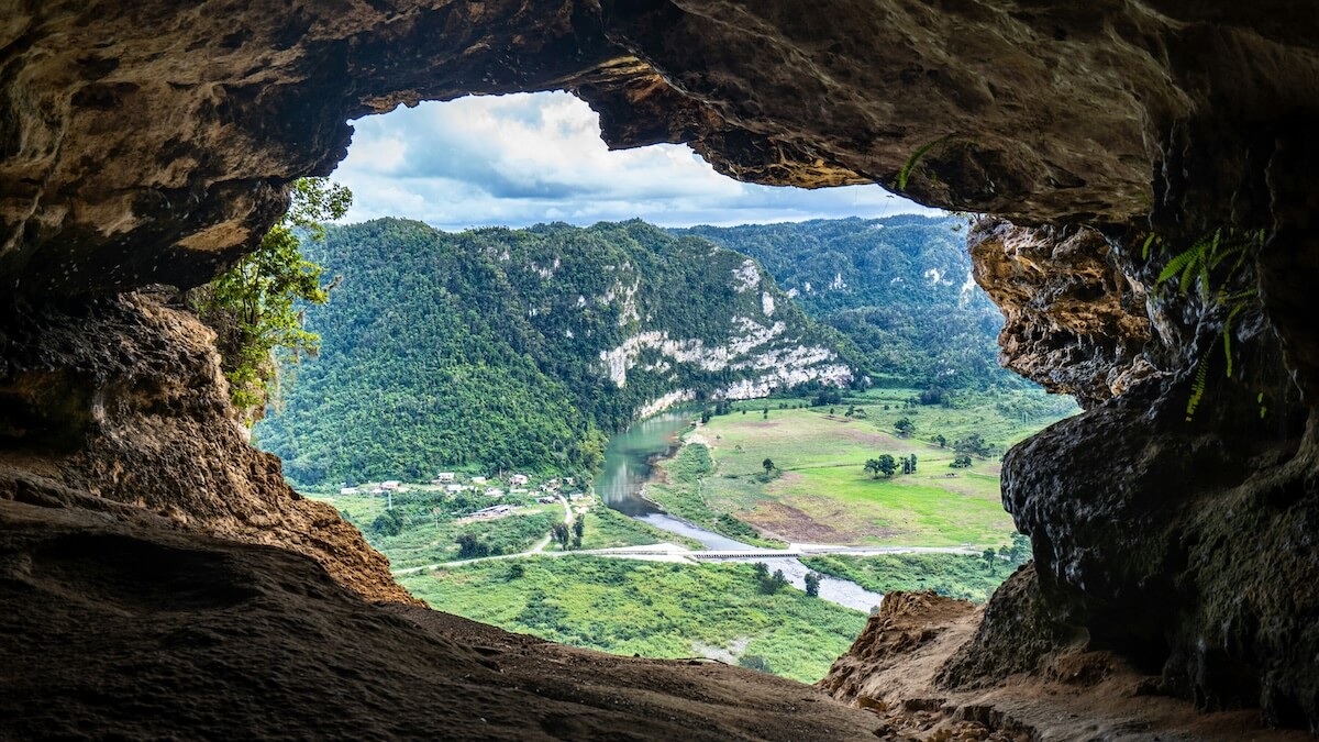 Cueva Ventana Shot